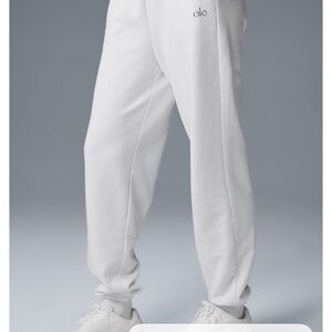 ALO Yoga unisex  White Sweatpants